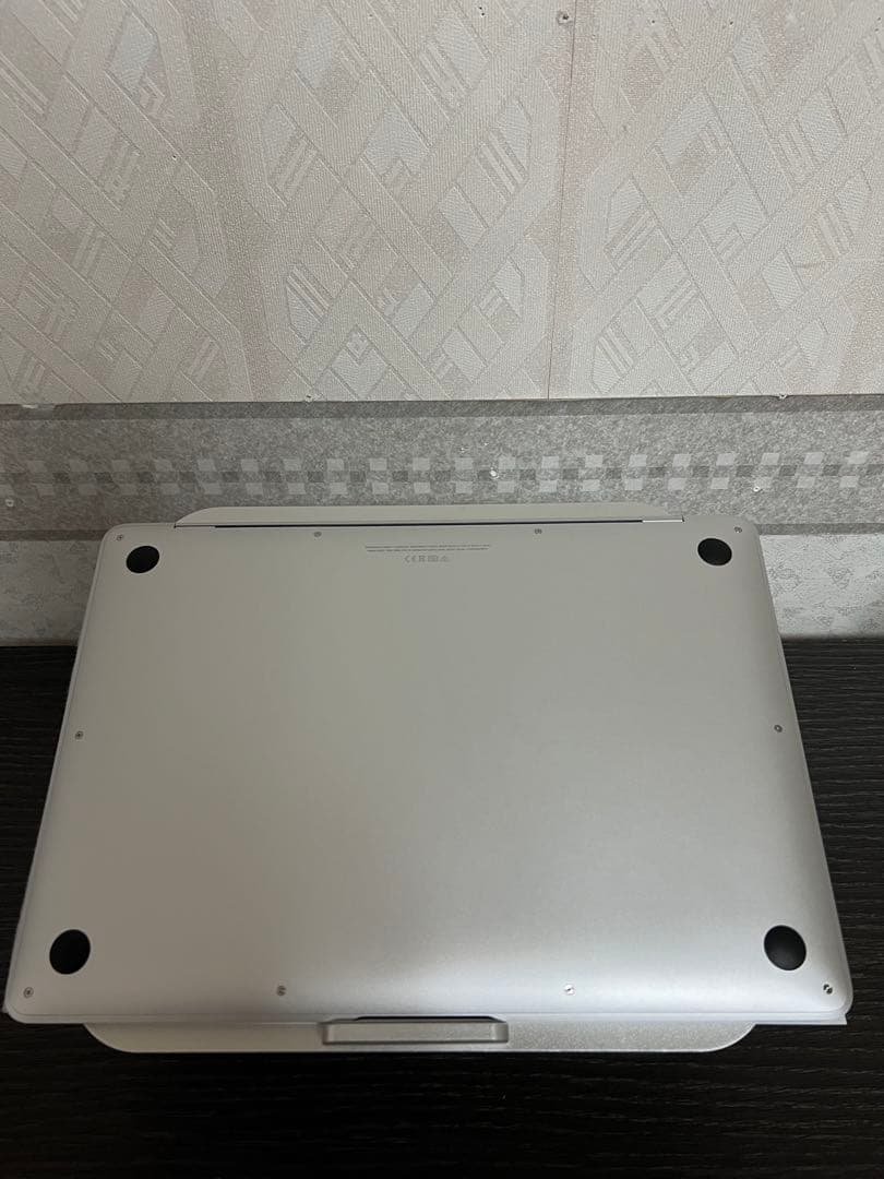 Apple MacBook Air (M1, 2020) アップル限定保証期間中