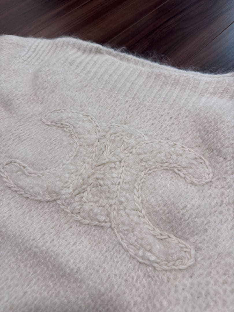 セリーヌ　トリオンフアルパカカシミヤ×ウールニット