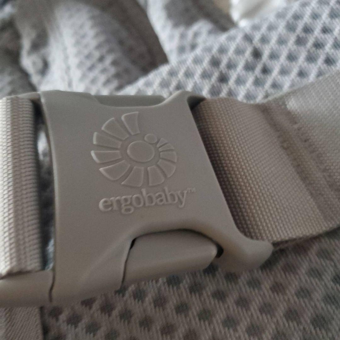 ergobaby オムニブリーズ ベビーキャリア OMNIbreeze メッシュ
