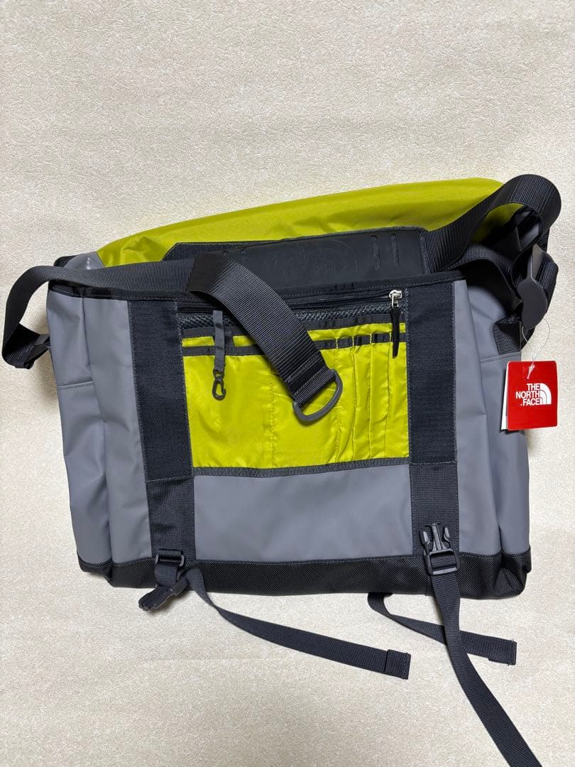 THE NORTH FACE メッセンジャーバッグ ジンクグレー　33L