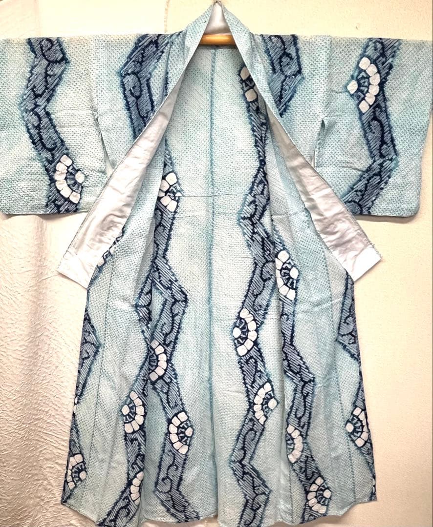 有松鳴海絞り　浴衣　広衿仕立て　水色　（215）