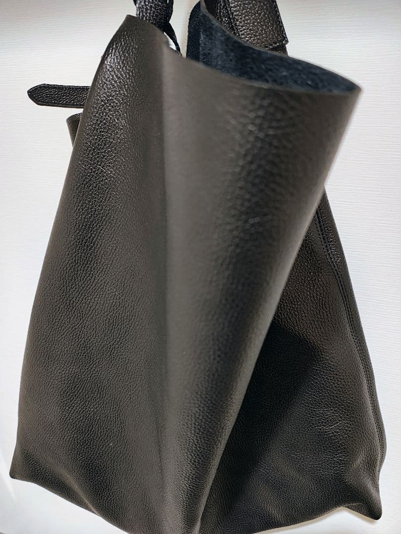 ＜LA UNIQA＞ビッグ ショルダー バッグ