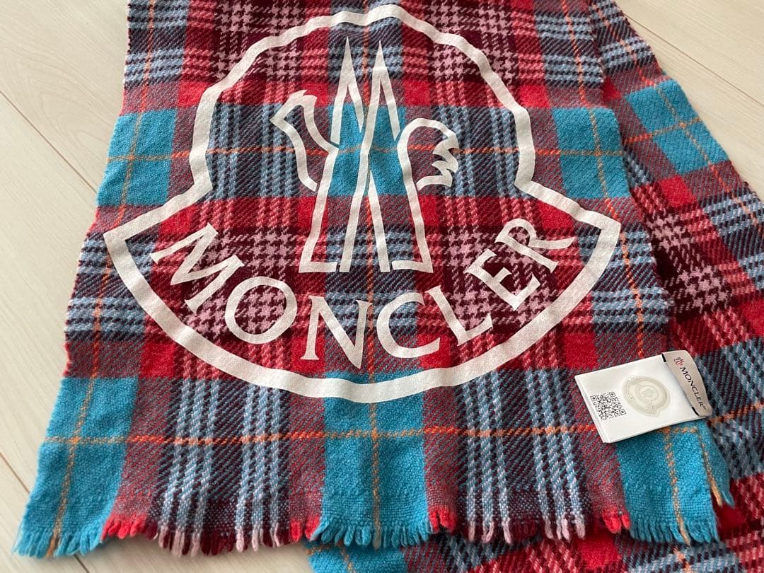 MONCLER チェック柄マフラー
