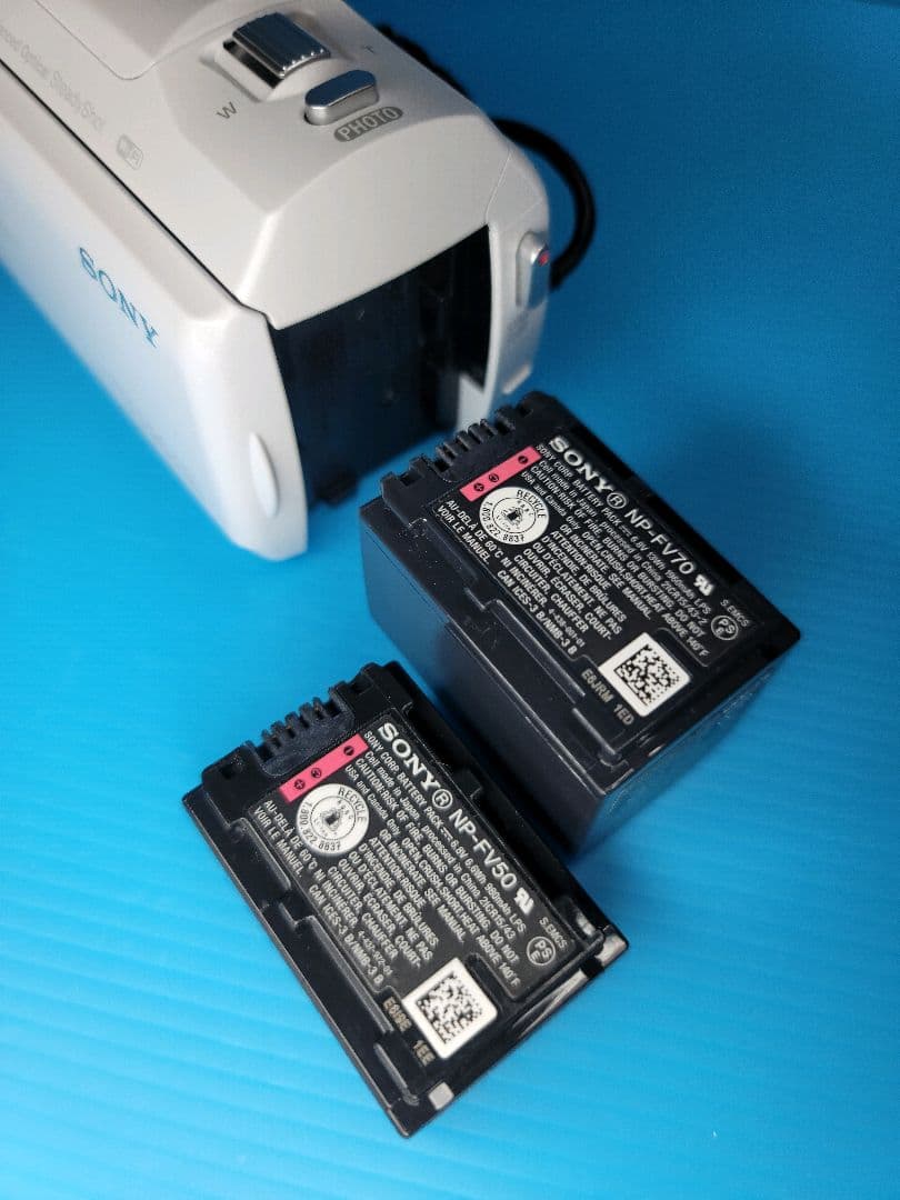 【美品】SONY HDR-CX675（W） 　“新”「空間光学手ブレ補正」