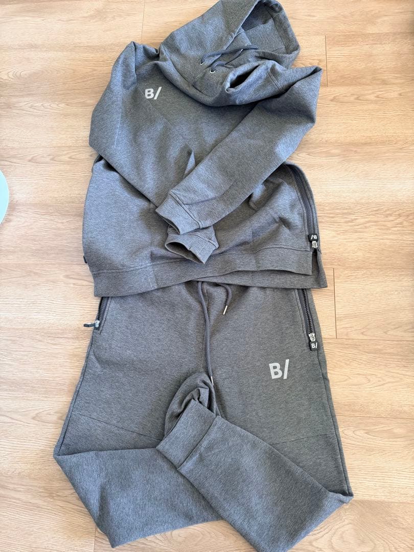 【極美品】B/ ビィーシャープ トラックスーツ セットアップ ブラック M/XS