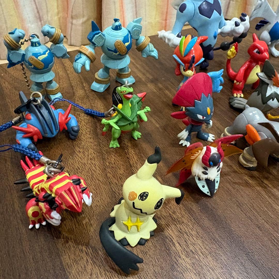 ☆ポケモン☆希少多数　当時物　フィギュア　指人形　ソフビ　ストラップ　根付け
