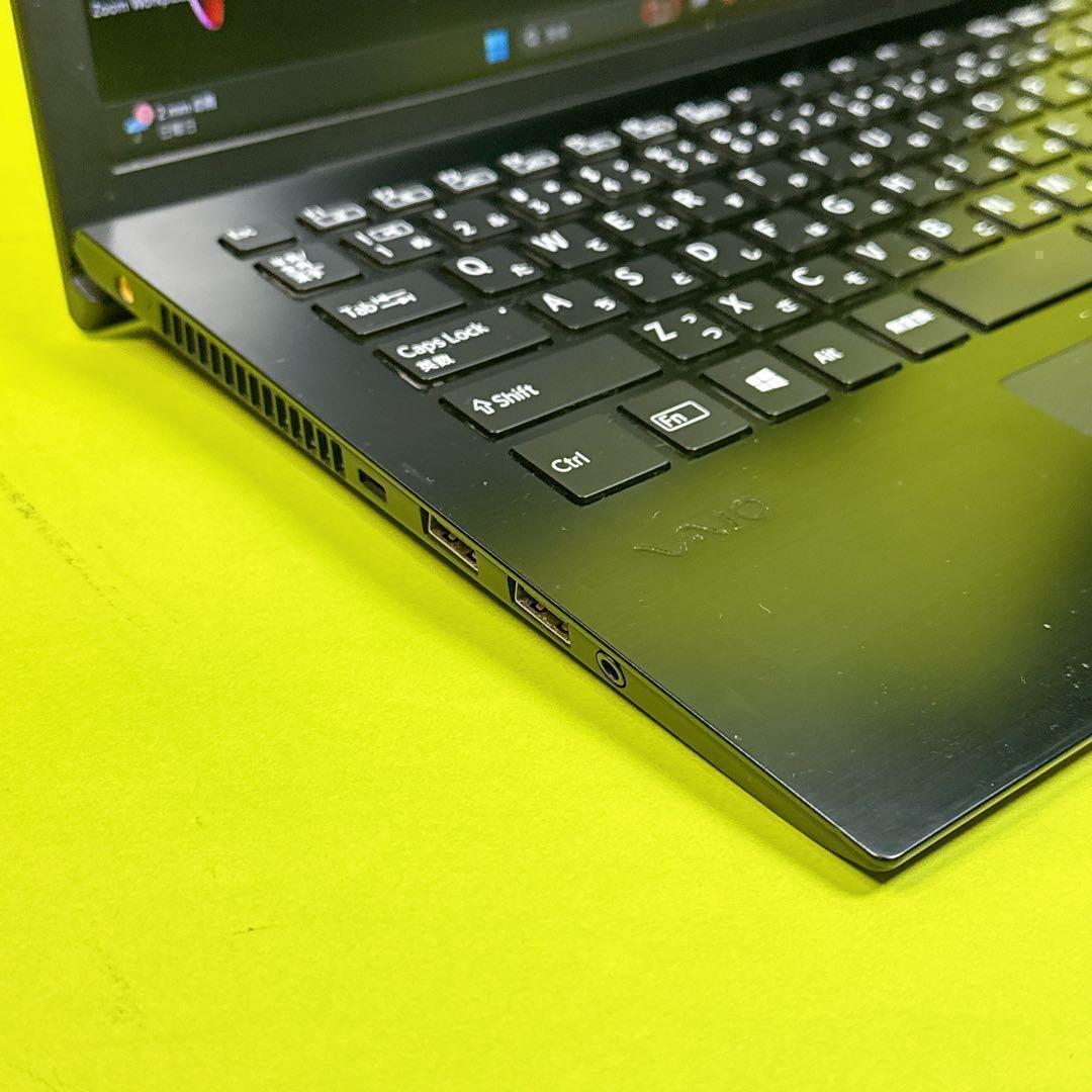 高速SSD⭐️8世代i7 16GB win11⭐️カメラ付ノートパソコン 薄型