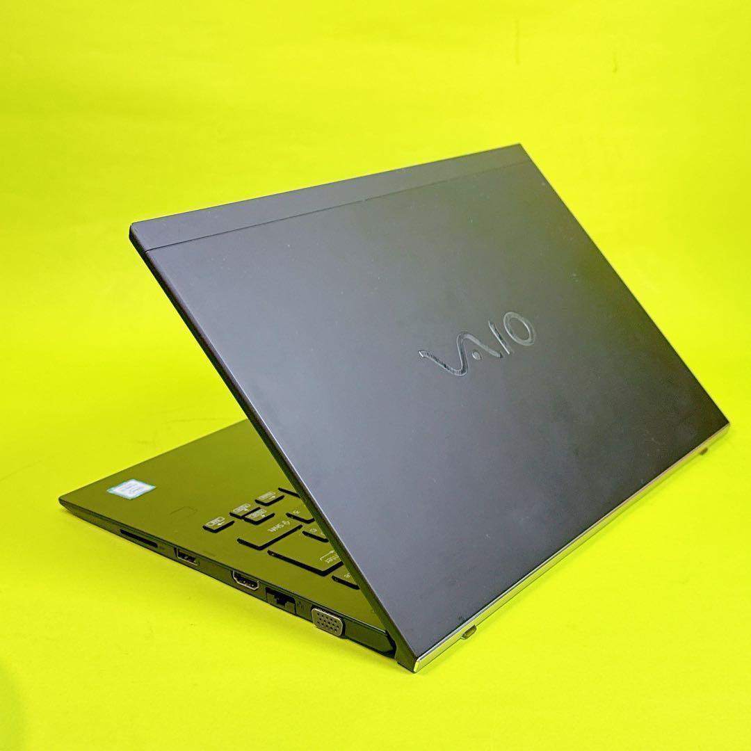 高速SSD⭐️8世代i7 16GB win11⭐️カメラ付ノートパソコン 薄型