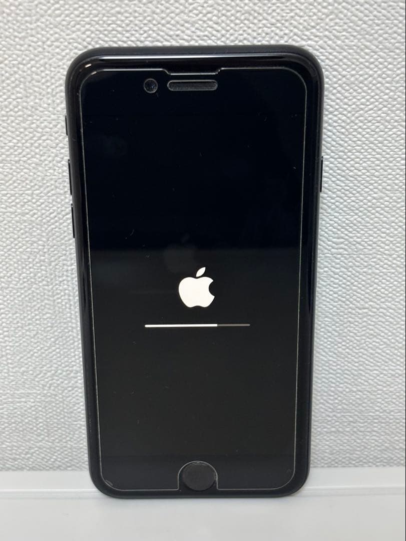 美品 iPhoneSE第2世代 128GB MXD02J/A SIMロックなし