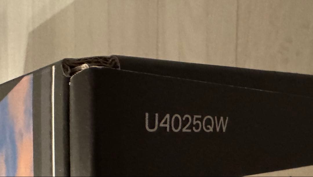 Dell モニター U4025QW