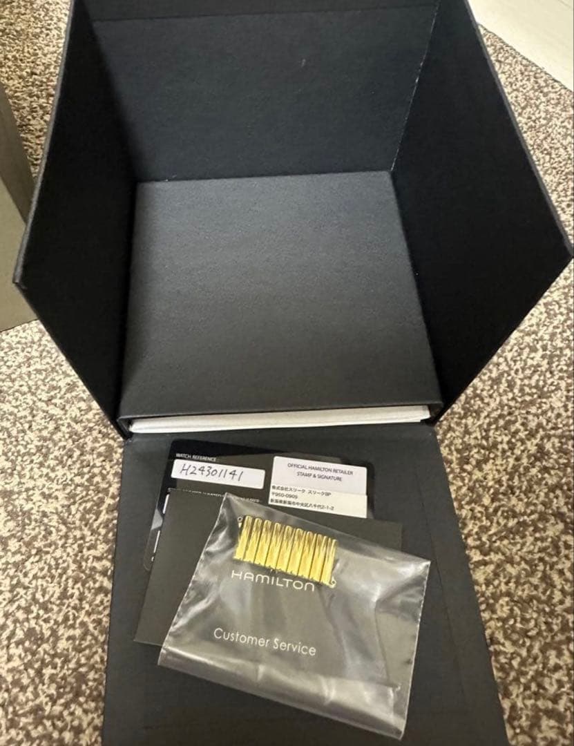 Hamilton ベンチュラ時計ゴールド文字盤青