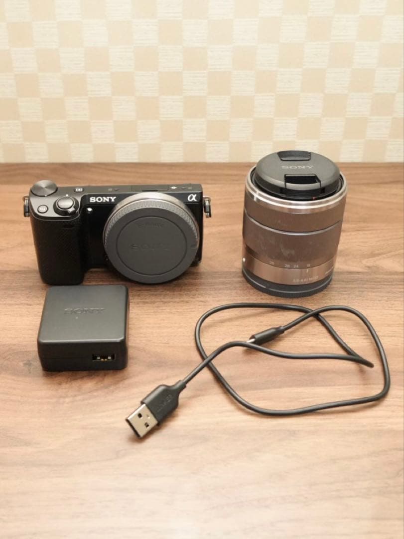 ソニー NEX-5T｜自撮りOK・スマホ転送・ミラーレス一眼｜傷汚れあり