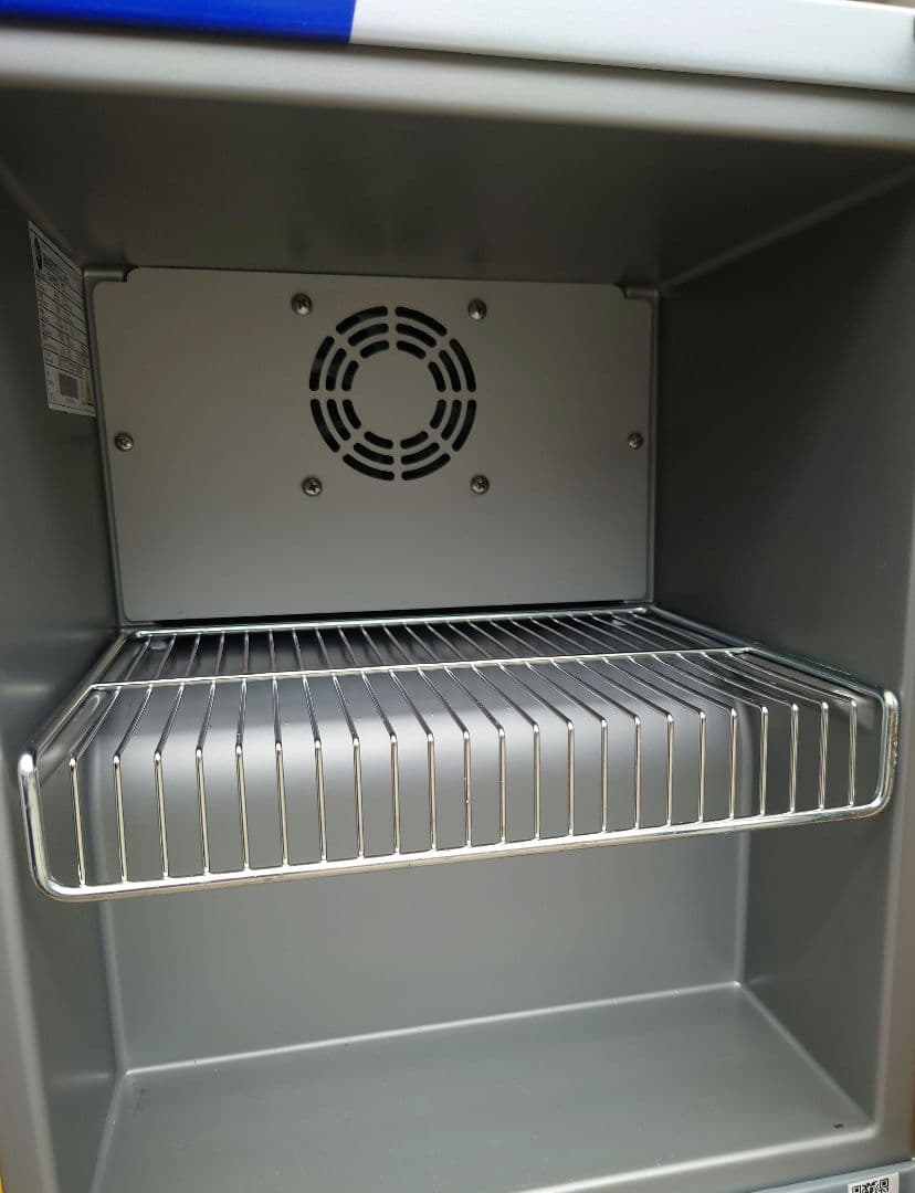 ト*。様 再出品！！ Red Bull 冷温庫 コンパクト ガラス扉