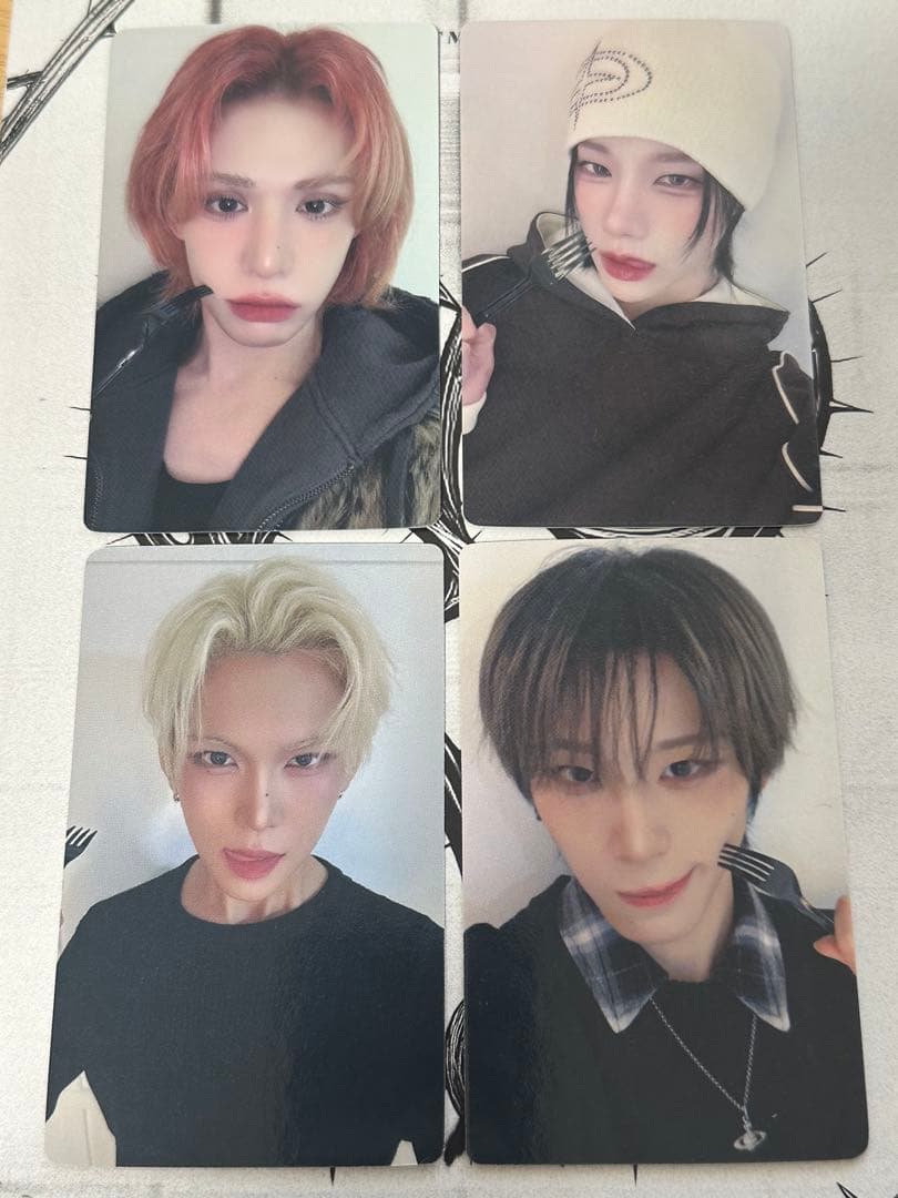 XLOV UXLXVE jumpup トレカ　セット　サイン会