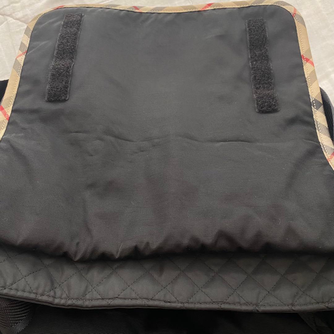 【美品】BURBERRY マザーズバッグ 衛生的なフラップ式 ショルダーバッグ