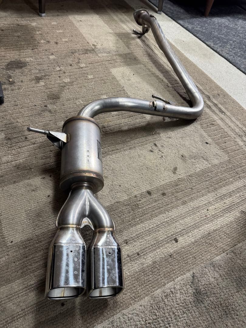 40アルファード　40ヴェルファイア　モデリスタ　マフラー
