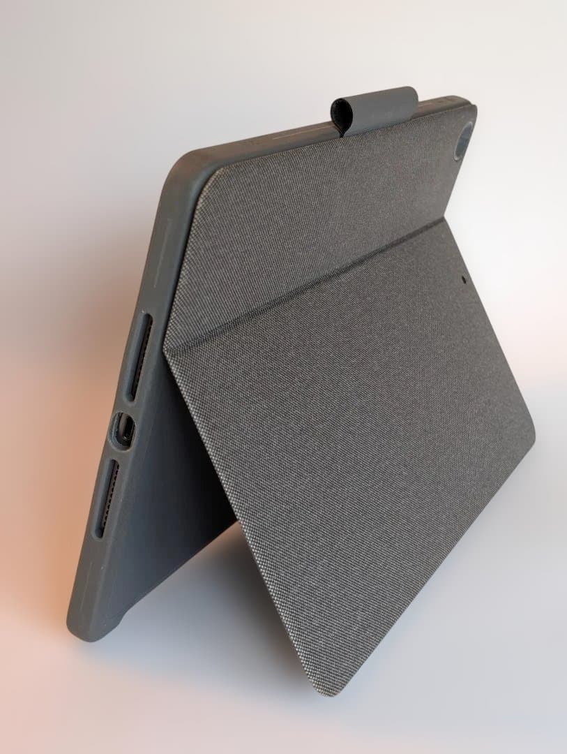 iPad (第9世代) Wi-Fi 64GB＋Logitech＋純正レザー美品