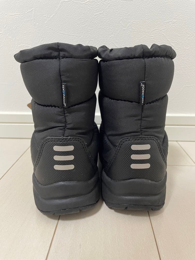タグ付き新品♥︎17cm♥︎ヌプシ♥︎ブーティ♥︎スノーシューズ♥︎