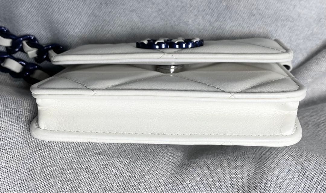 シャネル 19 ウエストバッグ チェーンウォレット