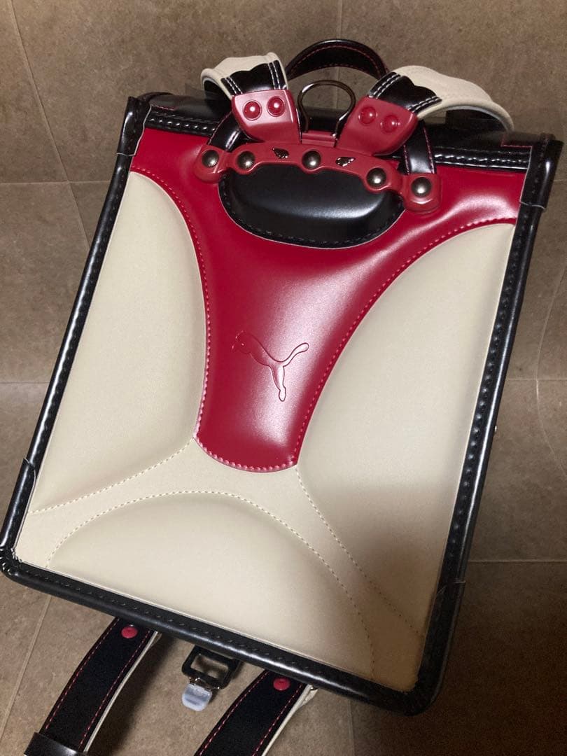 新品　未使用　PUMAランドセル プーマ プレミアムエディション セイバン