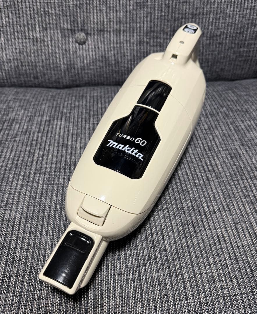 マキタ Makita充電式クリーナ ターボ60 CL113FD