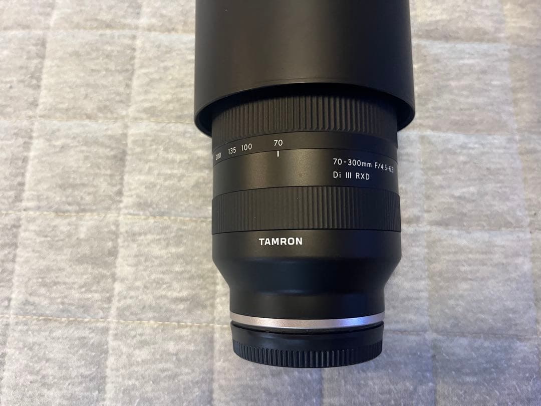 タムロンTAMRONズーム70-300mmF4.5-6.3 Di III RXD