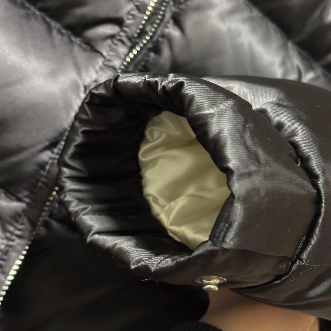 PRADA プラダ ブラックファー ダウンジャケット 40 レディース 正規品