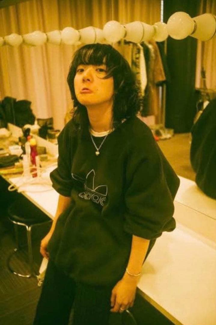 【美品】オールドアディダス あいみょん着用 90s アメリカ製 スウェット