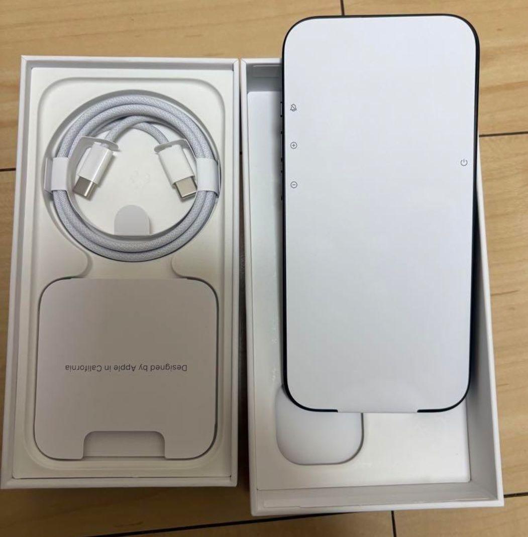 Apple iPhone 15 ブラック 128GB新品未使用 SIMフリー