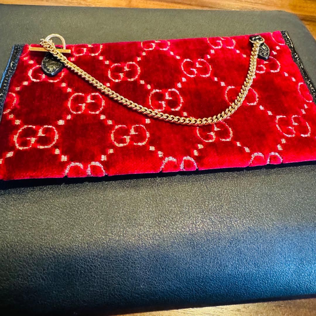 グッチ　チェーン付　ポーチ