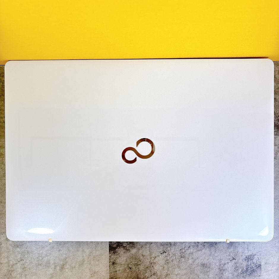 美品❣ⅰ7✨新品SSD512GB✨Windows11 カメラ 薄型ノートパソコン