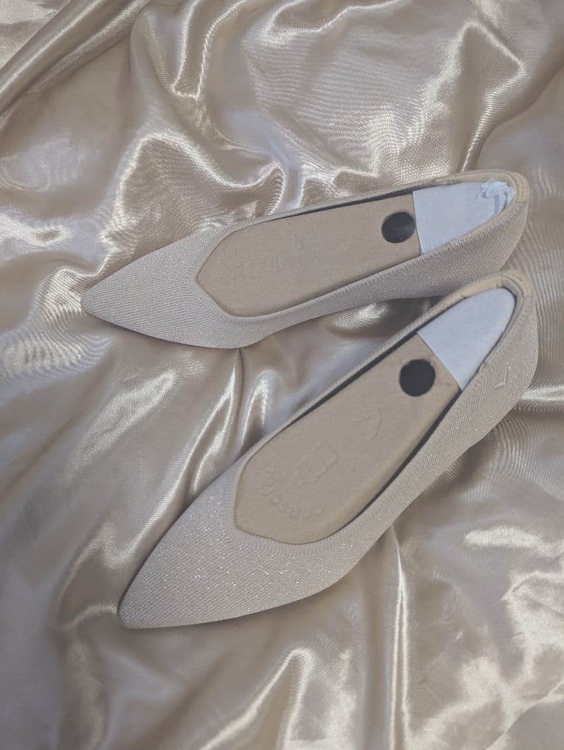 【新品】VIVAIA [Scarlett] ポインテッドトゥ キトゥン パンプス