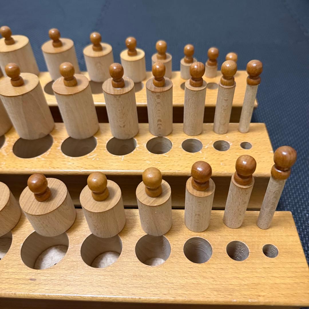 【良品】モンテッソーリ 円柱さし 木製教具｜知育玩具　集中力・手先の発達に