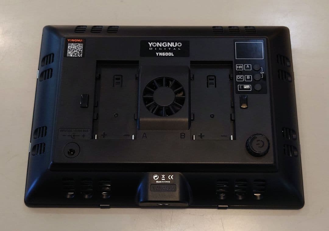 YONGNUO YN600L LEDライト 5500K 単色