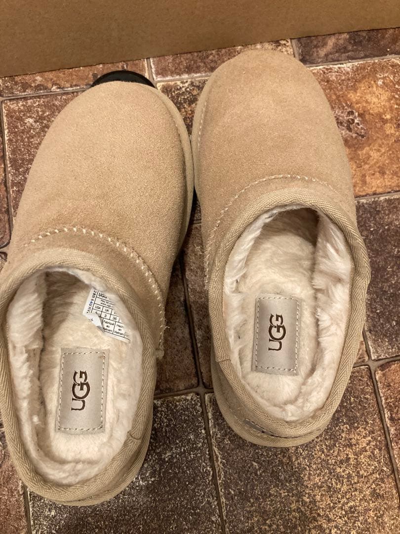 アグ CLASSIC SLIPPER 3