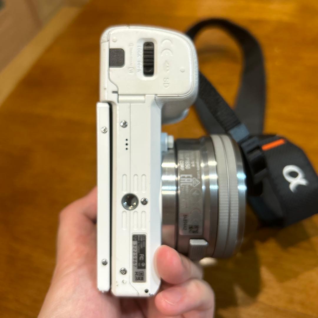 SONY α6000 ホワイト 充電器付属