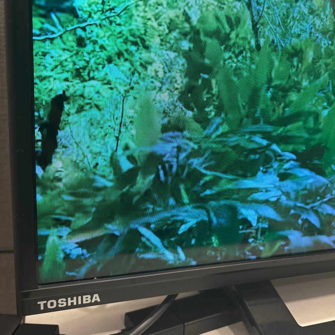 TOSHIBA FHD 40型液晶テレビ REGZA