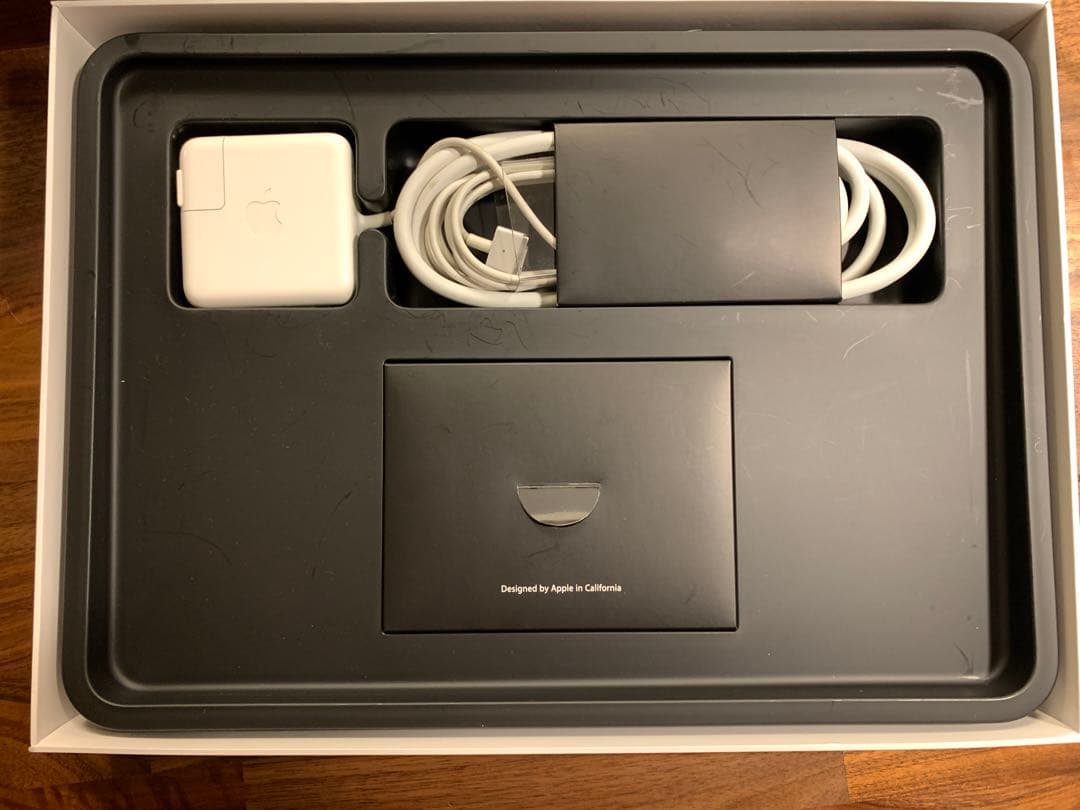 Apple MacBook Air 13インチ Mid 2012