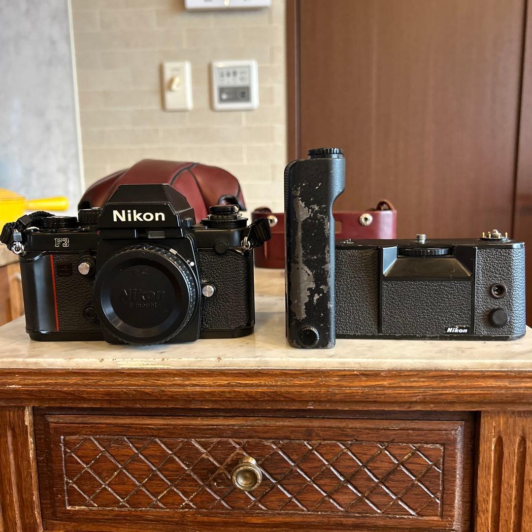 Nikon F3 、MD-4(要修理)、ケース、その他