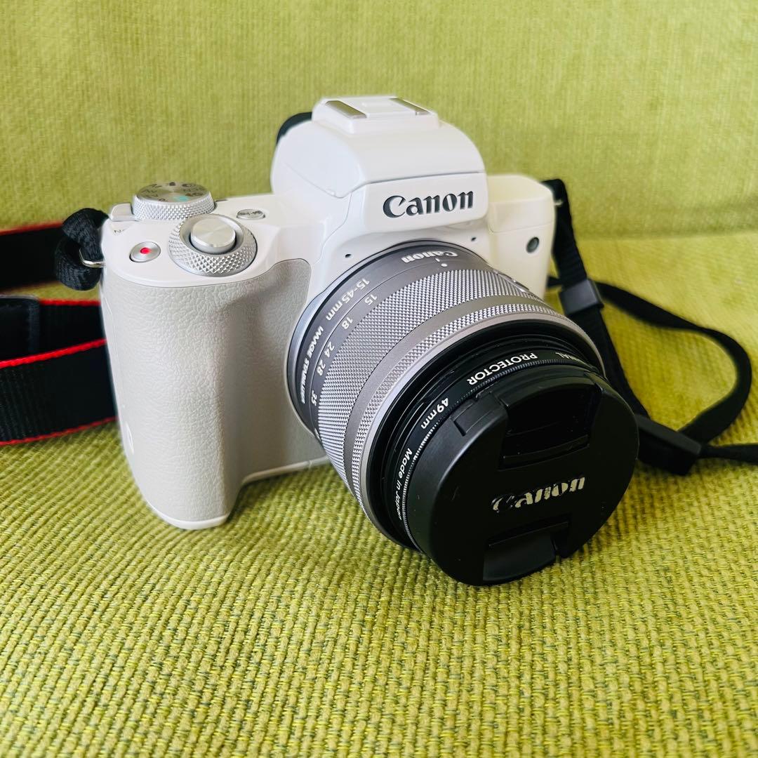 美品 Canon ミラーレス　EOS Kiss M