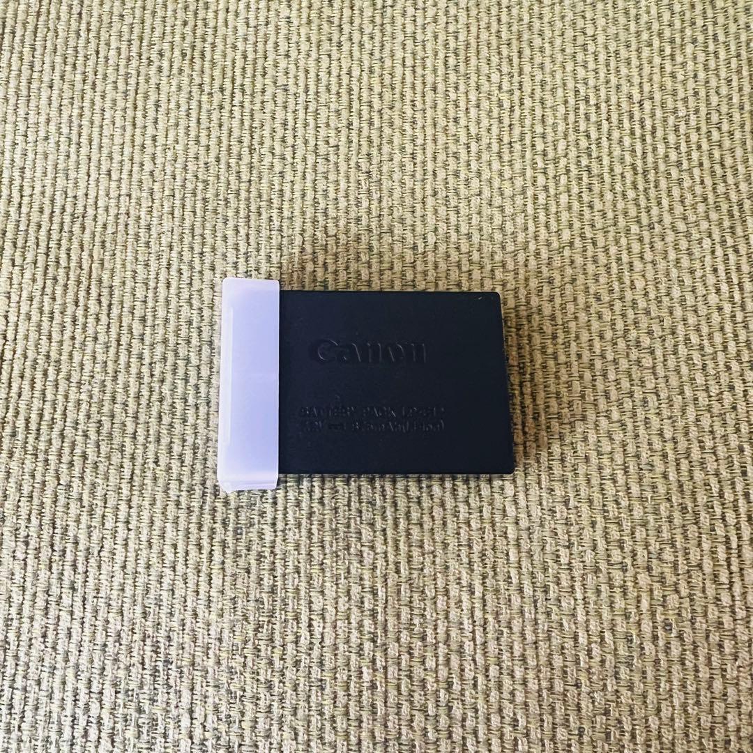 美品 Canon ミラーレス　EOS Kiss M