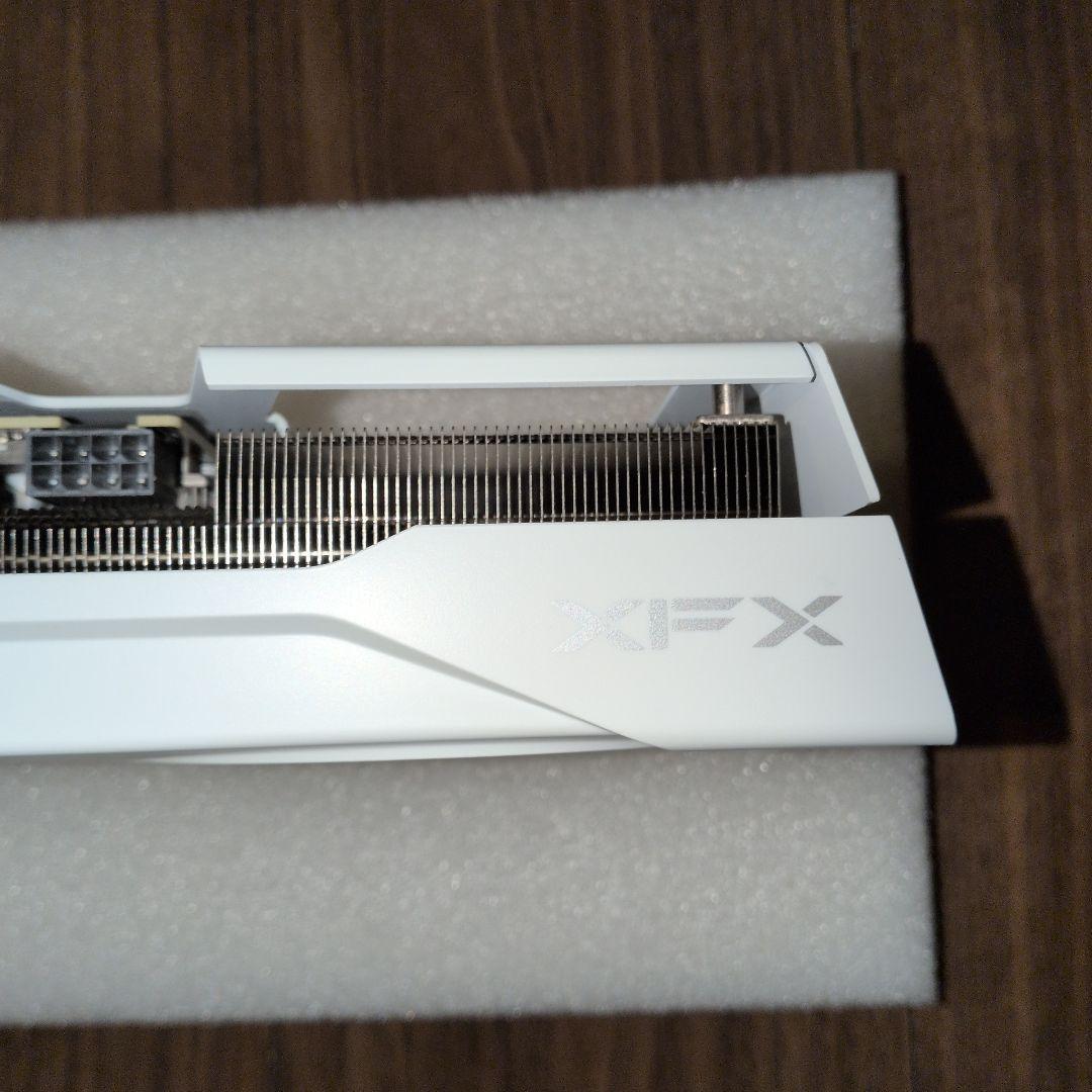XFX Radeon RX 9060 XT 8GB ホワイト(保証書付き)