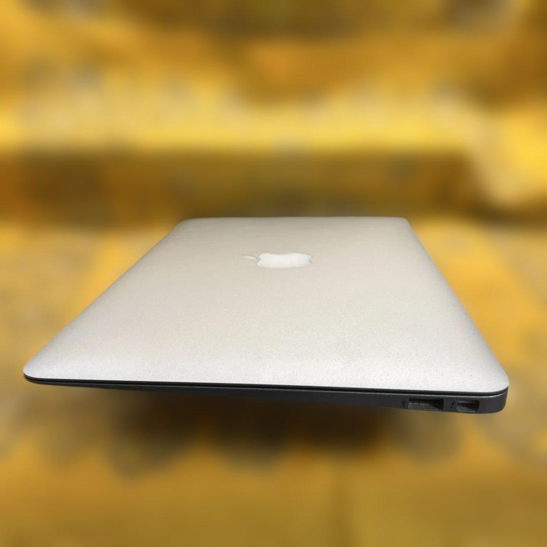 macbook air 11インチ(Mid2013)