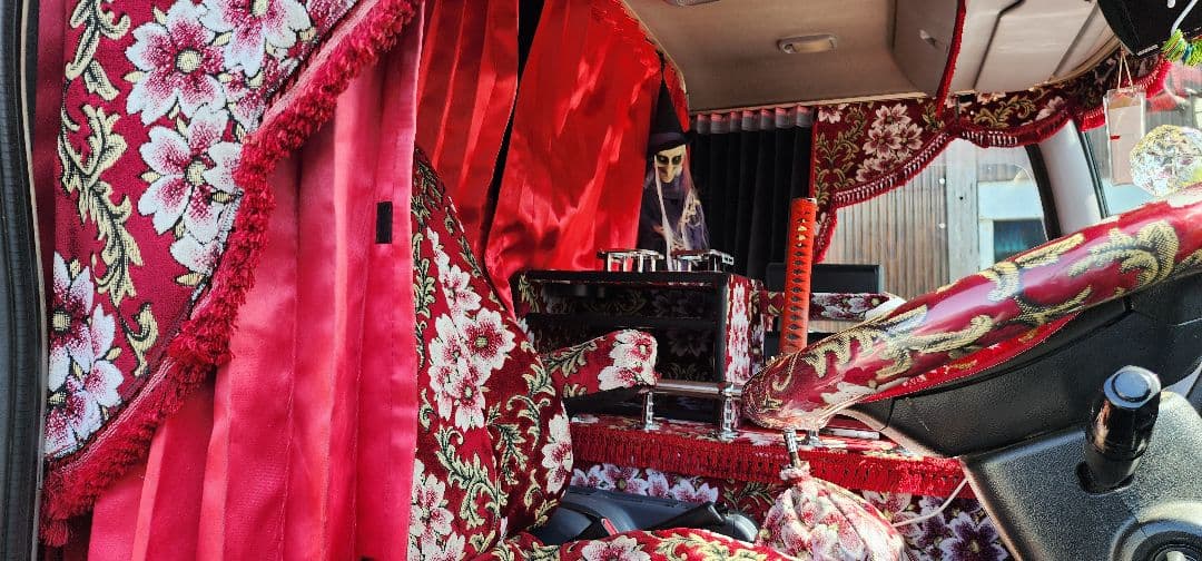 はく　雅桜トラック内装一式