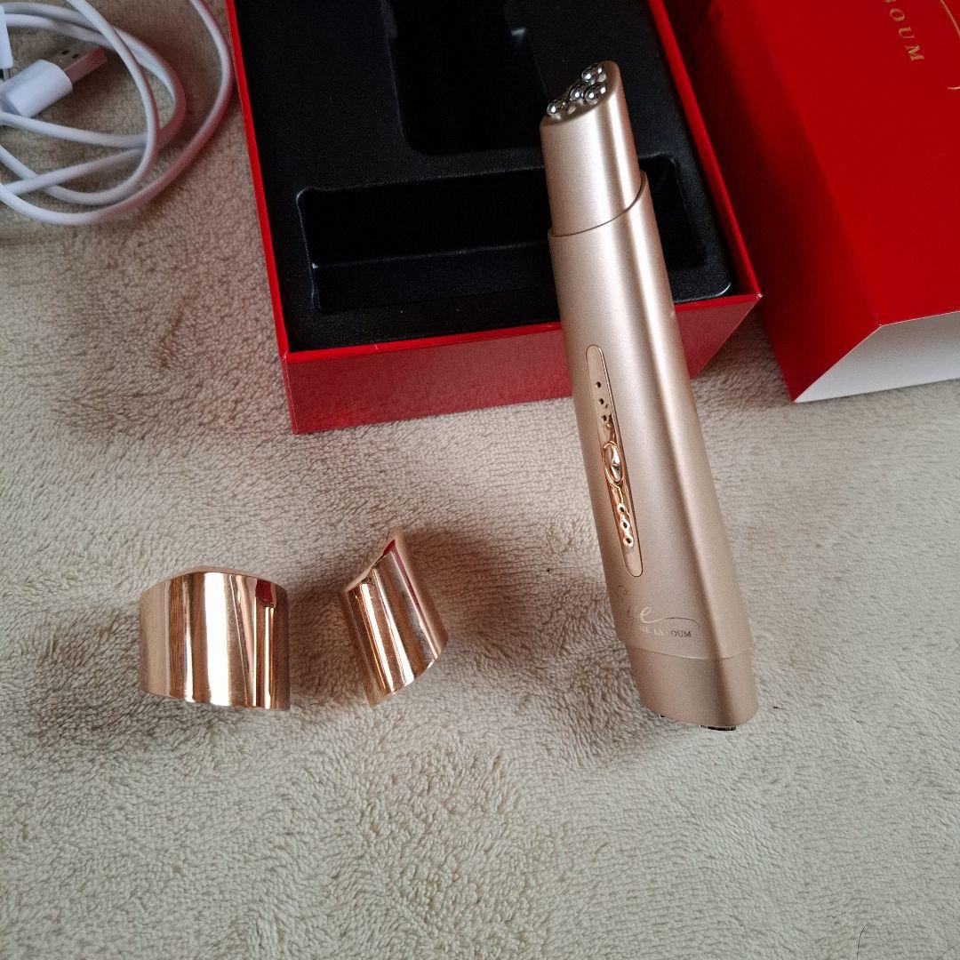 ME LA BOUM 目元マッサージャー