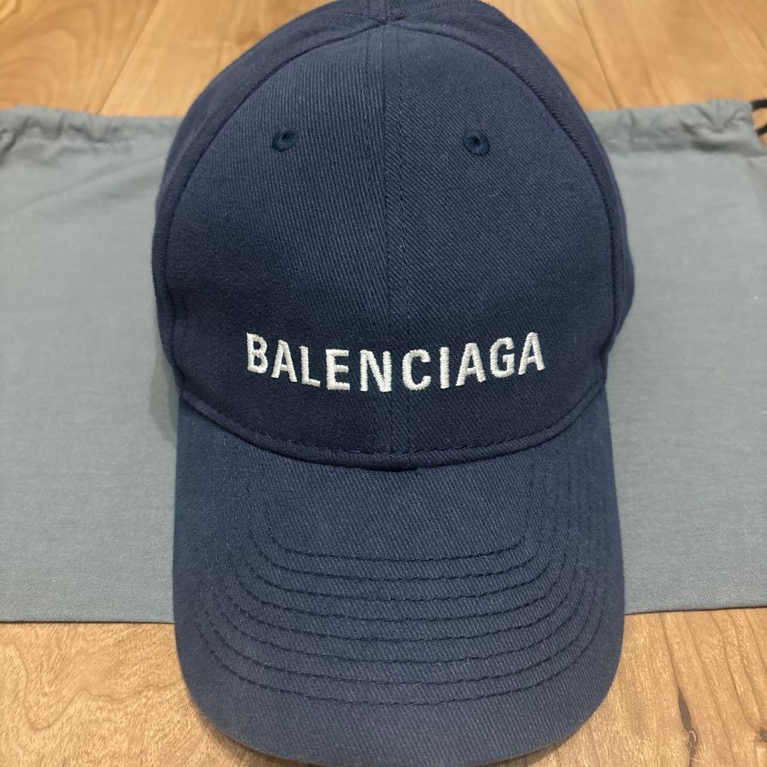 BALENCIAGA ベースボールキャップ ネイビー