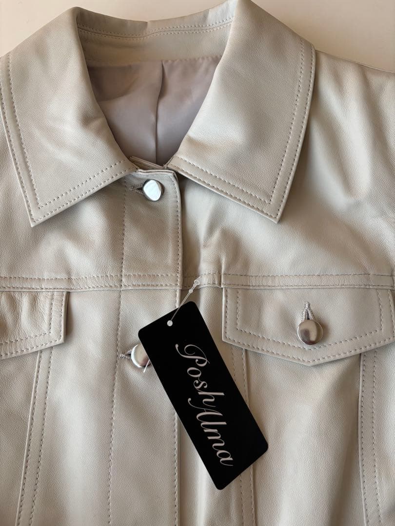 新品タグ付き 羊革 レザージャケット オフホワイト　Lサイズ
