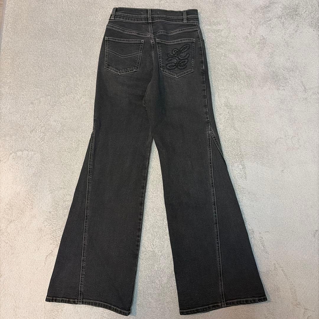 【美品】SNIDEL Sustainableストレッチフレアデニムパンツ BLK