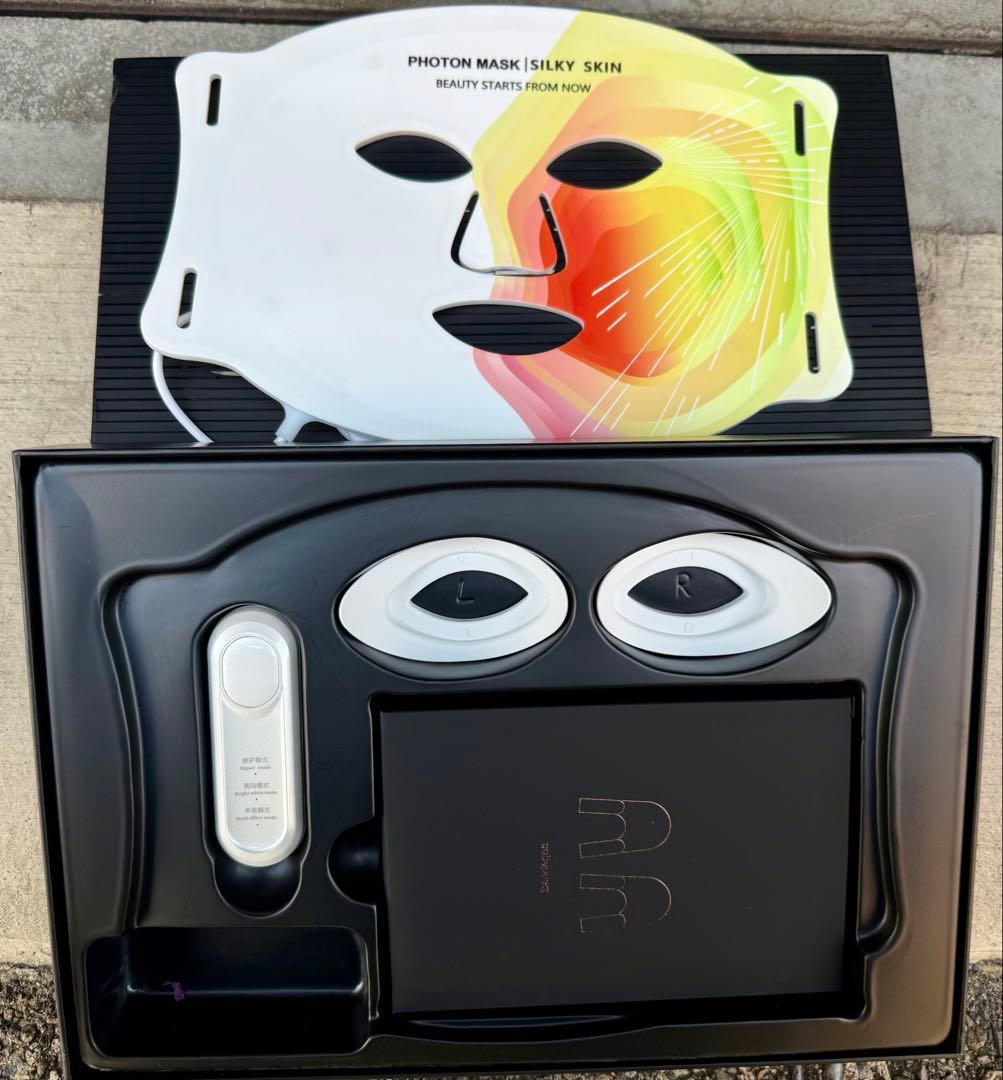 【新品未使用】CURRENTBODY スキンマスク 同等品LED美容器