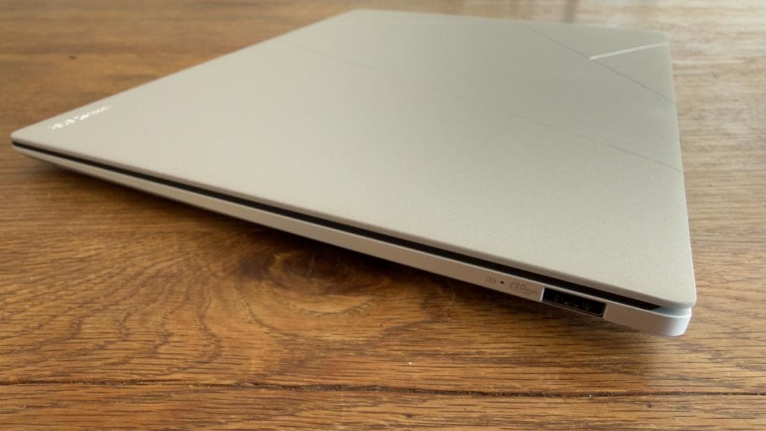 ASUS Zenbook S14 OLED Ultra7 16GB 1TB 美品